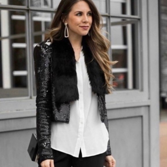Unreal Fur Faux Stole - Picture 1 of 16